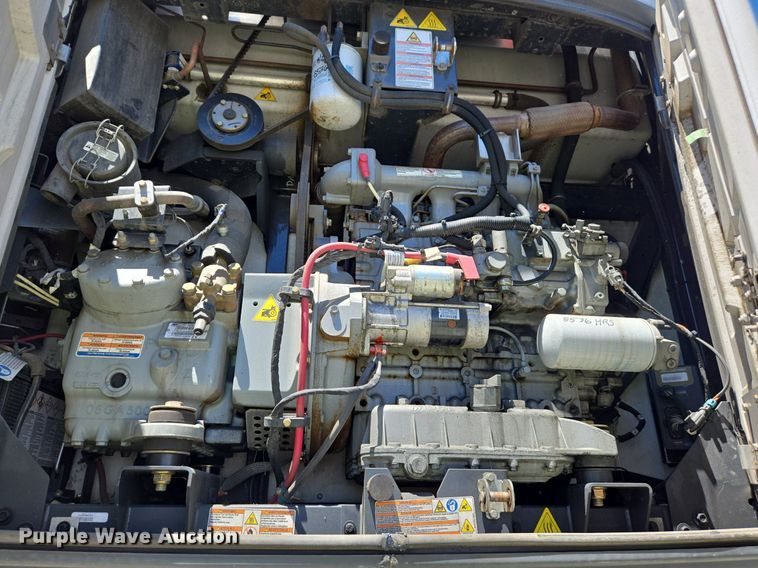 image for item DX1465 2007 Utility Trailer refrigerated van trailer