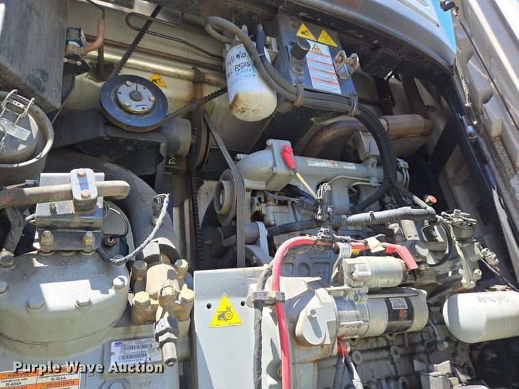 image for item DX1465 2007 Utility Trailer refrigerated van trailer