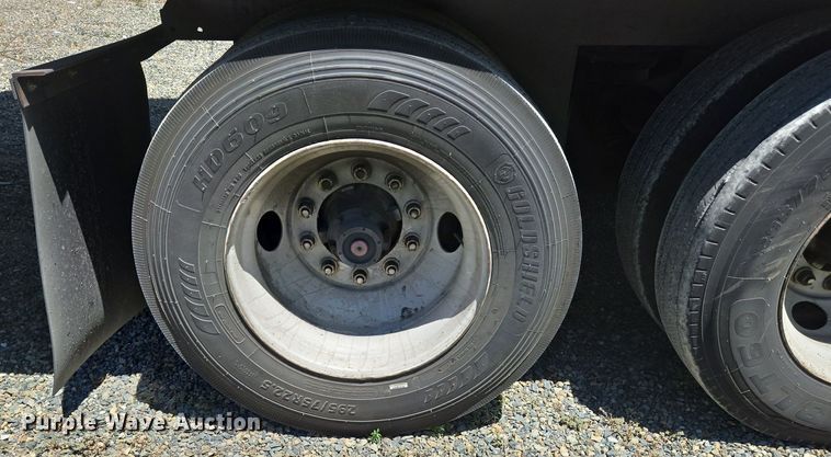 image for item DX1465 2007 Utility Trailer refrigerated van trailer