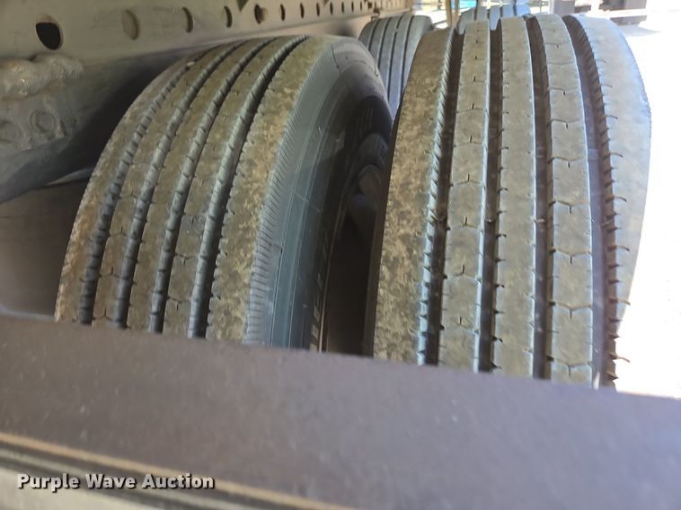 image for item DX1465 2007 Utility Trailer refrigerated van trailer