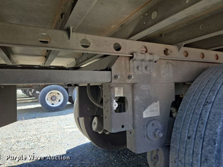 image for item DX1466 2007 Utility Trailer refrigerated van trailer