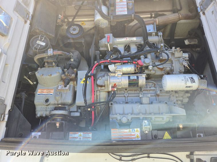 image for item DX1466 2007 Utility Trailer refrigerated van trailer