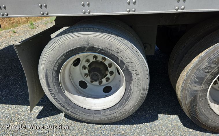 image for item DX1466 2007 Utility Trailer refrigerated van trailer