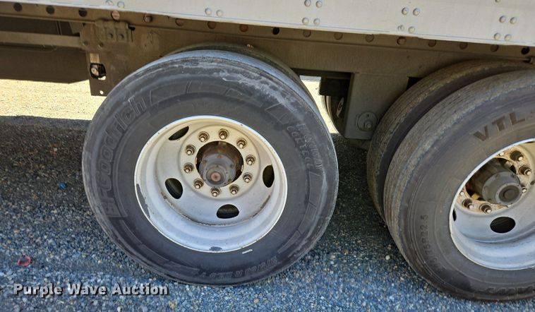 image for item DX1466 2007 Utility Trailer refrigerated van trailer