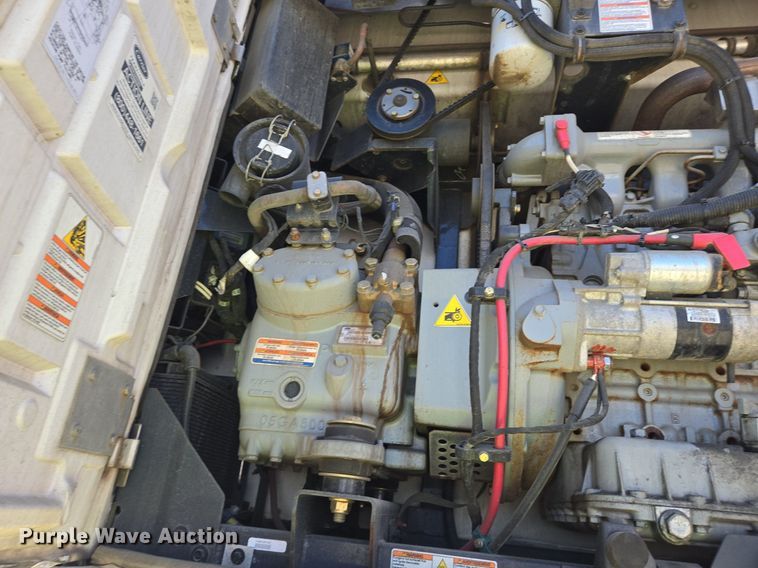 image for item DX1467 2007 Utility Trailer refrigerated van trailer 