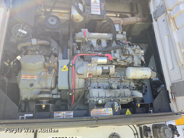 image for item DX1467 2007 Utility Trailer refrigerated van trailer 