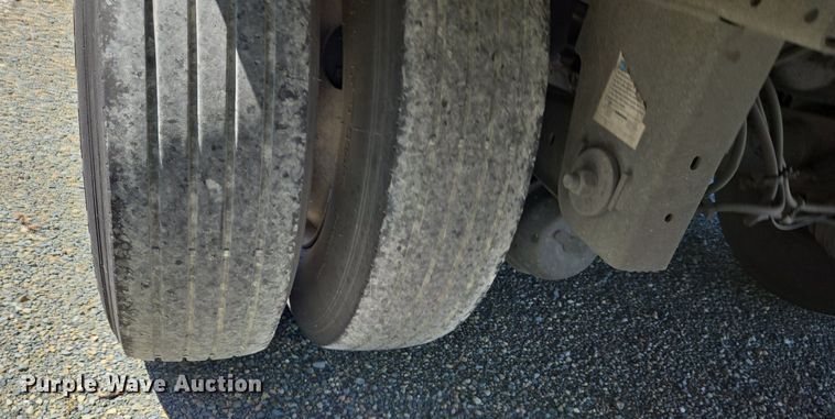 image for item DX1467 2007 Utility Trailer refrigerated van trailer 