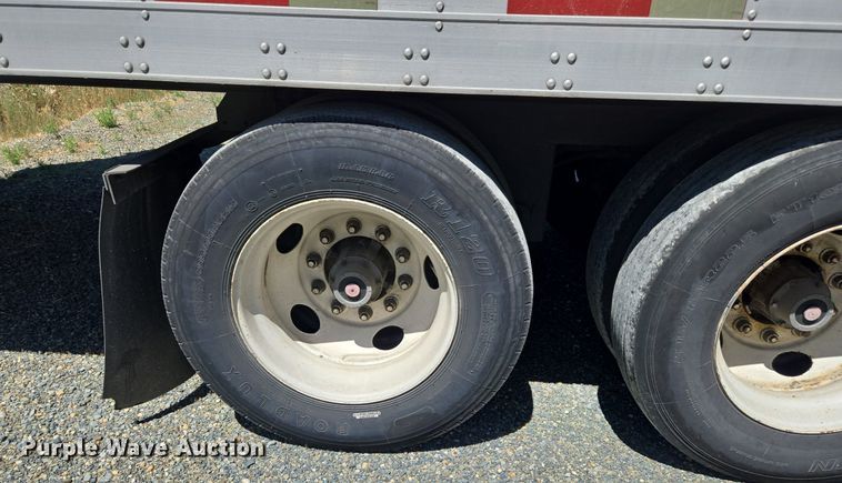 image for item DX1467 2007 Utility Trailer refrigerated van trailer 