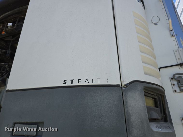 image for item DX1468 2007 Utility Trailer refrigerated van trailer