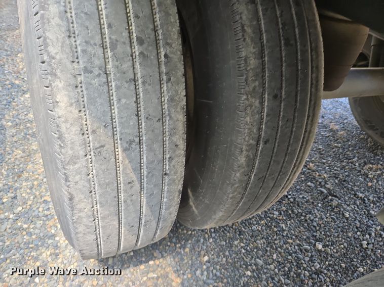 image for item DX1468 2007 Utility Trailer refrigerated van trailer