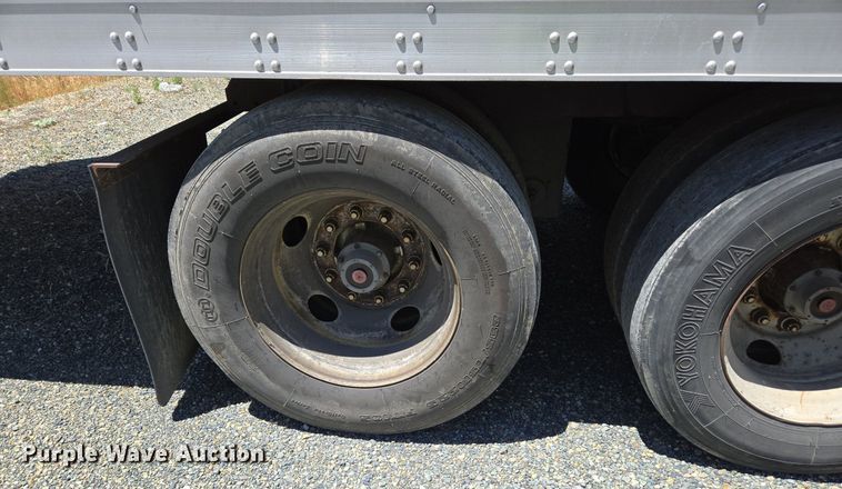 image for item DX1468 2007 Utility Trailer refrigerated van trailer