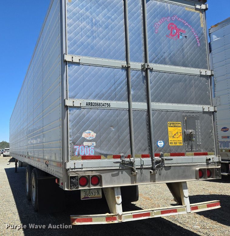 image for item DX1469 2007 Utility Trailer refrigerated van trailer