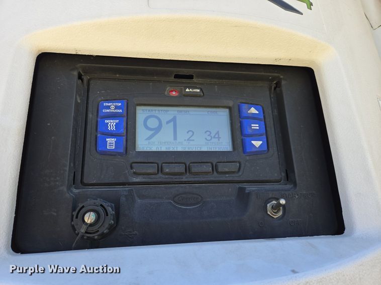 image for item DX1469 2007 Utility Trailer refrigerated van trailer