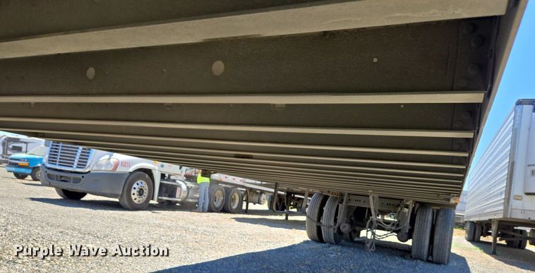 image for item DX1469 2007 Utility Trailer refrigerated van trailer