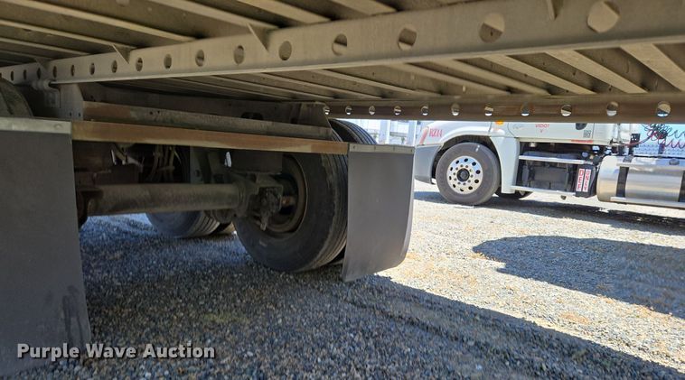 image for item DX1469 2007 Utility Trailer refrigerated van trailer