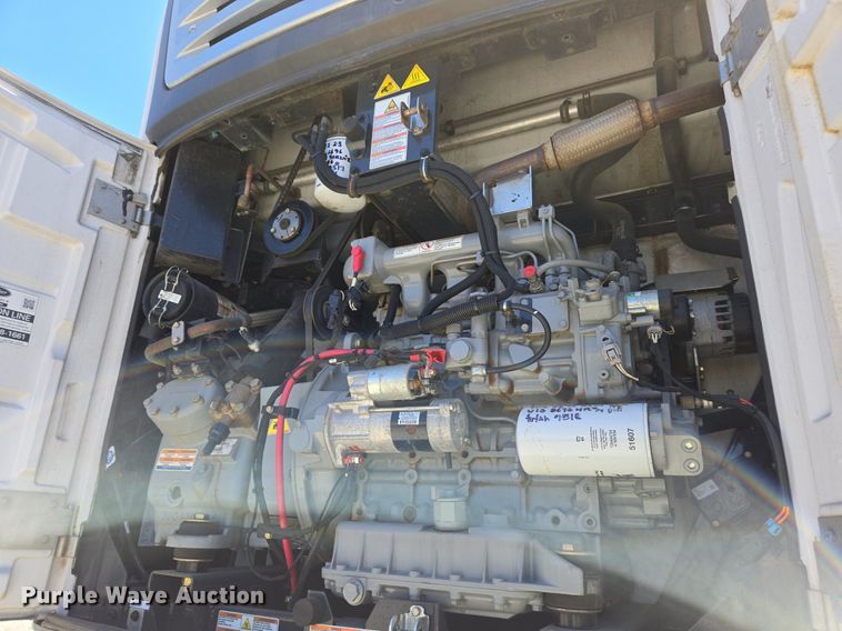 image for item DX1469 2007 Utility Trailer refrigerated van trailer