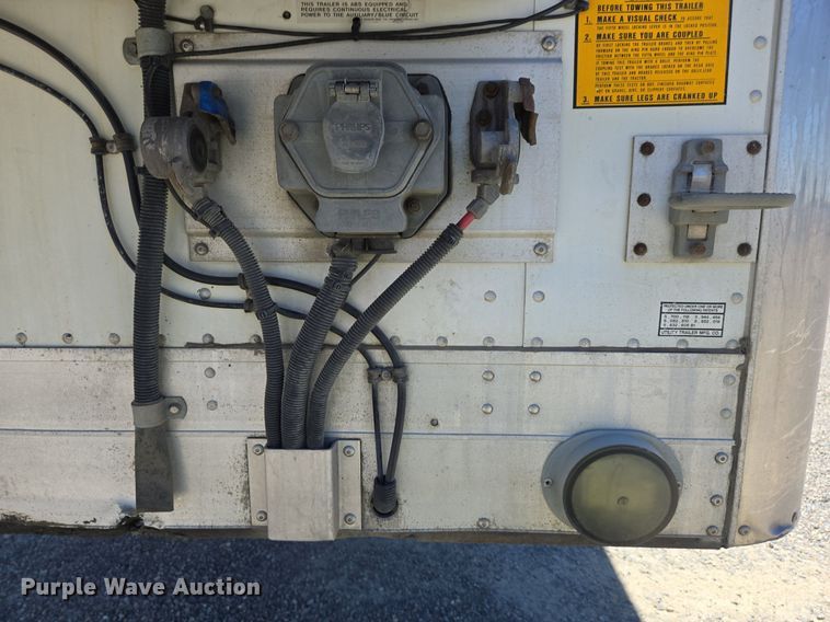 image for item DX1469 2007 Utility Trailer refrigerated van trailer