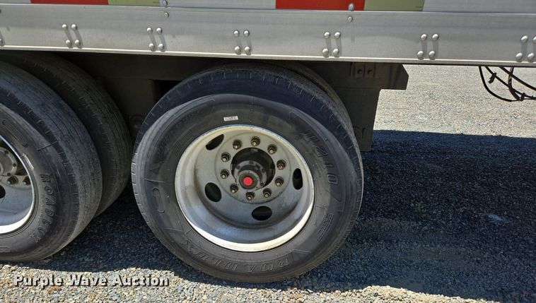 image for item DX1469 2007 Utility Trailer refrigerated van trailer