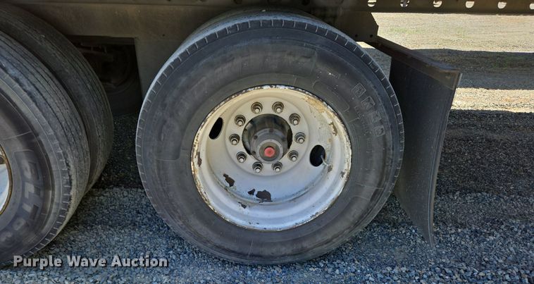 image for item DX1469 2007 Utility Trailer refrigerated van trailer