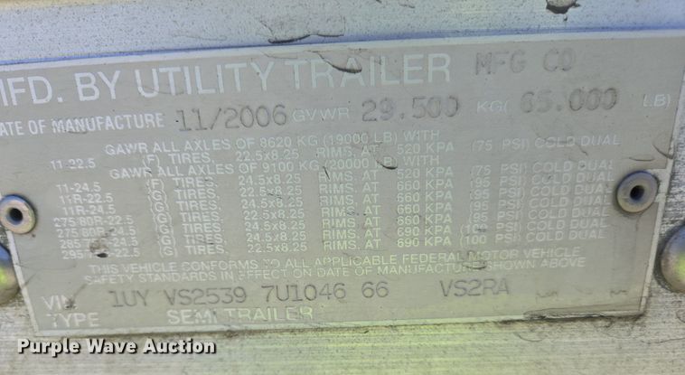 image for item DX1469 2007 Utility Trailer refrigerated van trailer