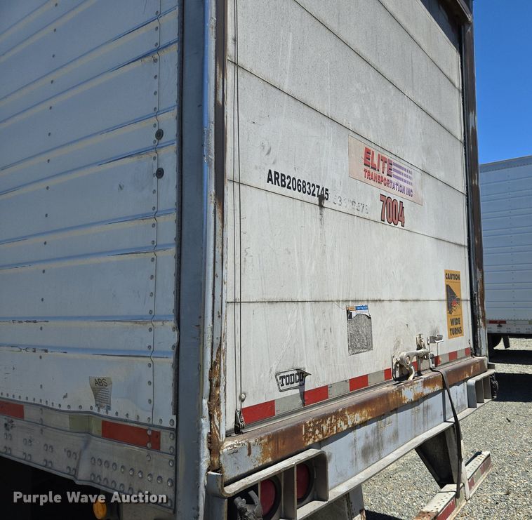 image for item DX1470 2007 Utility Trailer refrigerated van trailer