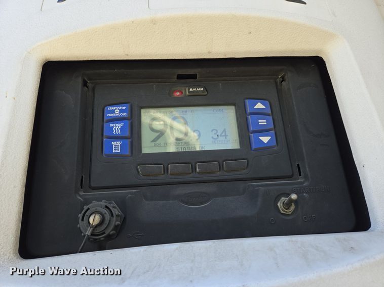 image for item DX1470 2007 Utility Trailer refrigerated van trailer