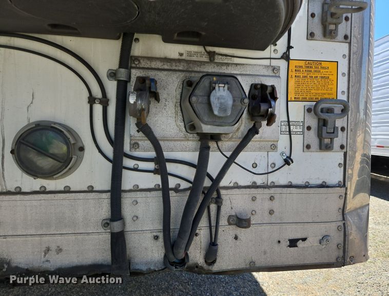 image for item DX1470 2007 Utility Trailer refrigerated van trailer