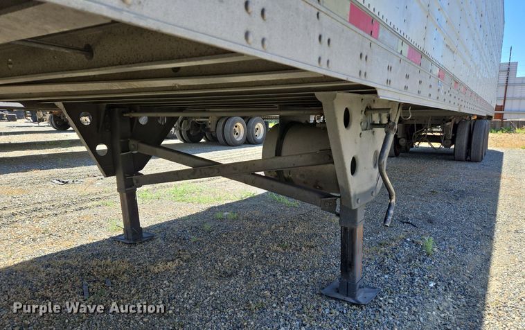 image for item DX1470 2007 Utility Trailer refrigerated van trailer