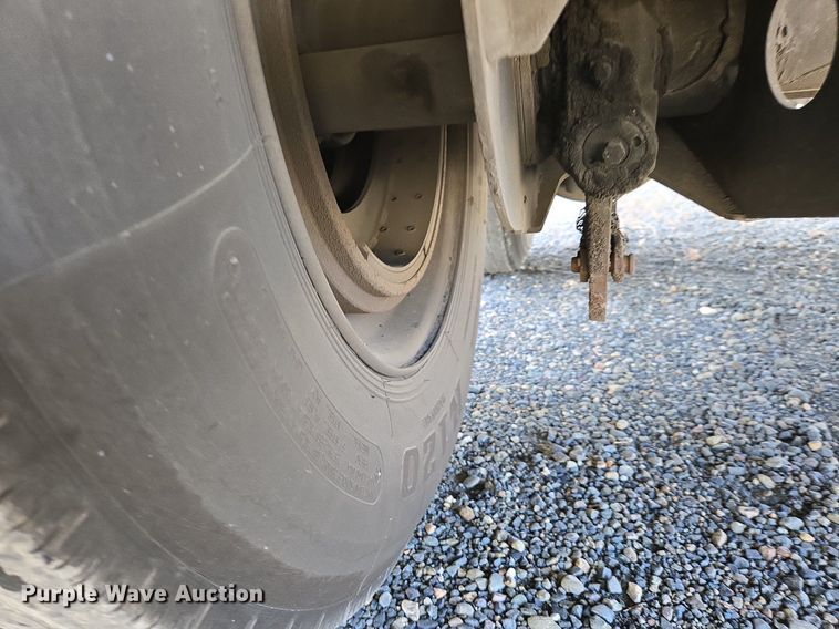 image for item DX1470 2007 Utility Trailer refrigerated van trailer