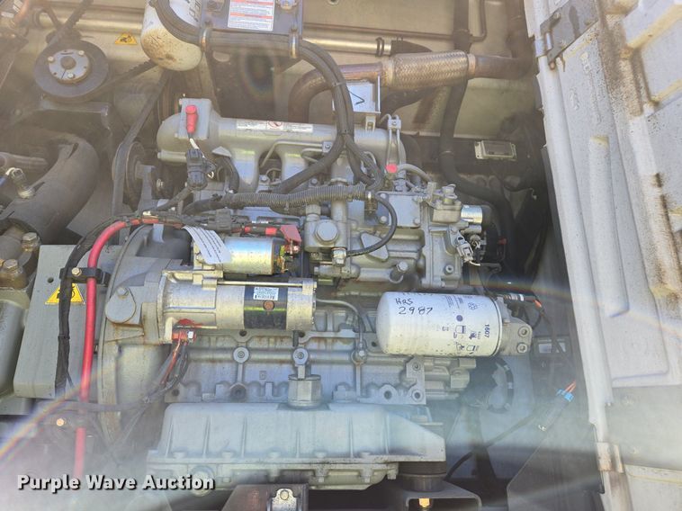 image for item DX1470 2007 Utility Trailer refrigerated van trailer