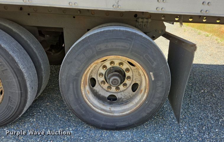 image for item DX1470 2007 Utility Trailer refrigerated van trailer