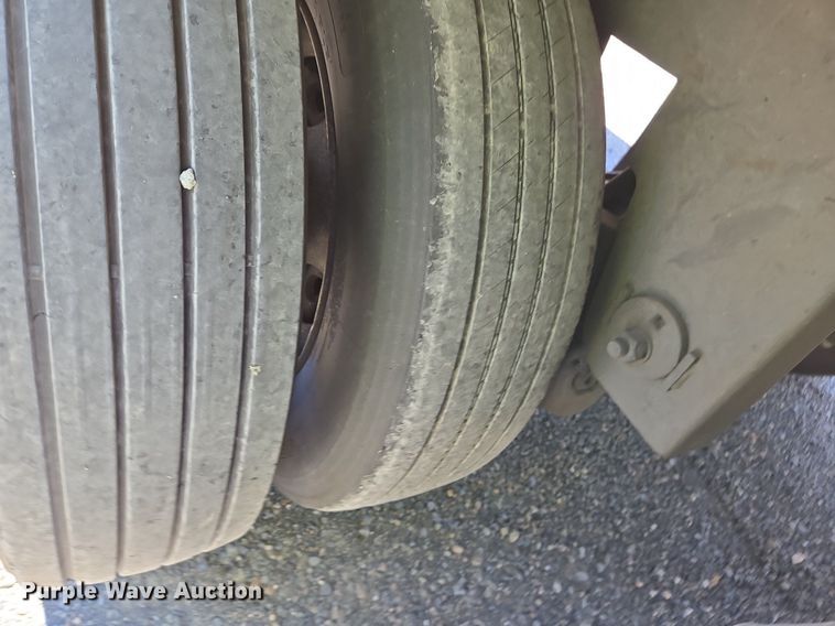 image for item DX1470 2007 Utility Trailer refrigerated van trailer