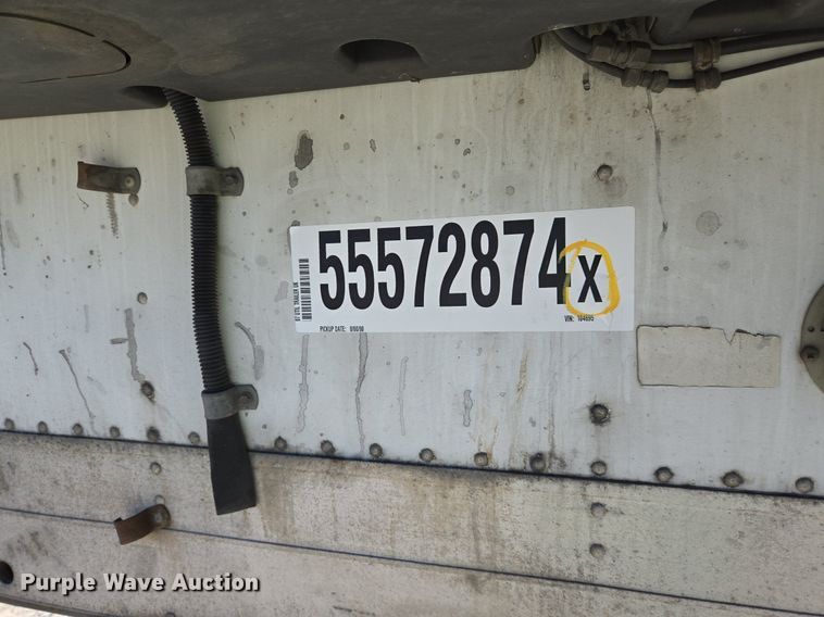 image for item DX1471 2007 Utility Trailer refrigerated van trailer