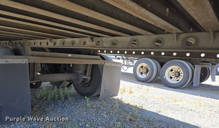 image for item DX1471 2007 Utility Trailer refrigerated van trailer