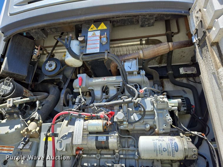 image for item DX1471 2007 Utility Trailer refrigerated van trailer