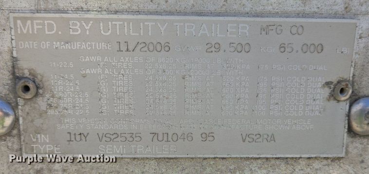 image for item DX1471 2007 Utility Trailer refrigerated van trailer