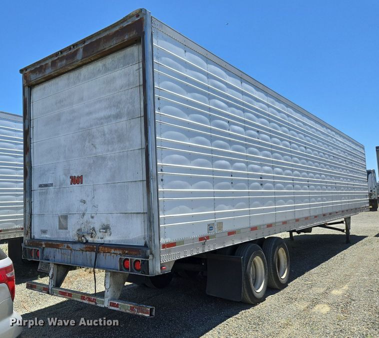 image for item DX1472 2007 Utility Trailer refrigerated van trailer