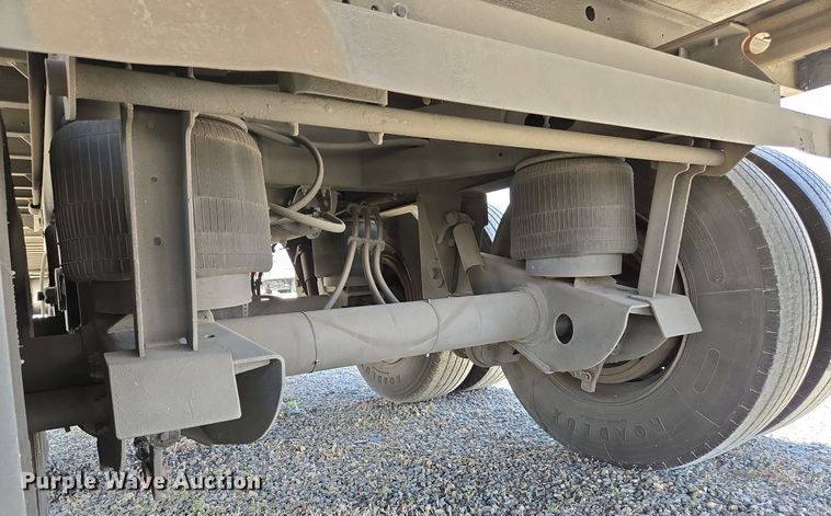 image for item DX1472 2007 Utility Trailer refrigerated van trailer