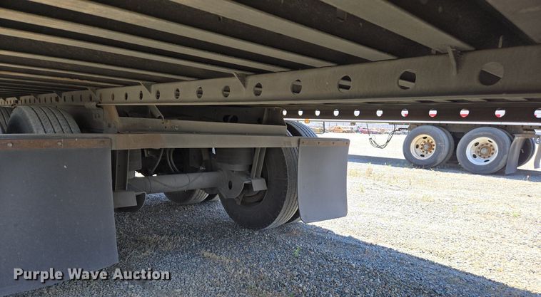 image for item DX1472 2007 Utility Trailer refrigerated van trailer
