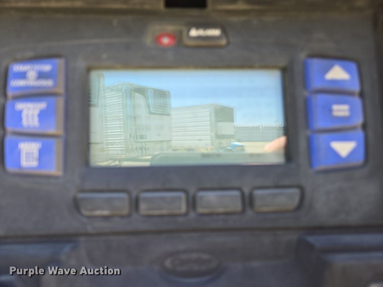 image for item DX1473 2007 Utility Trailer refrigerated van trailer