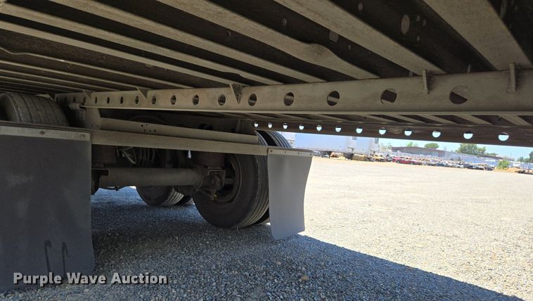 image for item DX1473 2007 Utility Trailer refrigerated van trailer