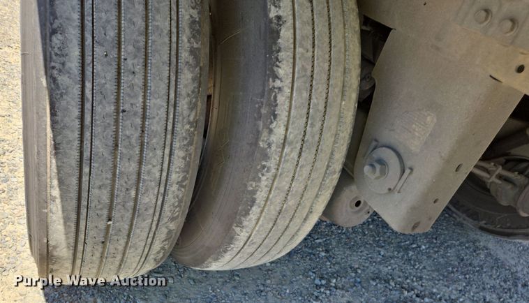 image for item DX1473 2007 Utility Trailer refrigerated van trailer