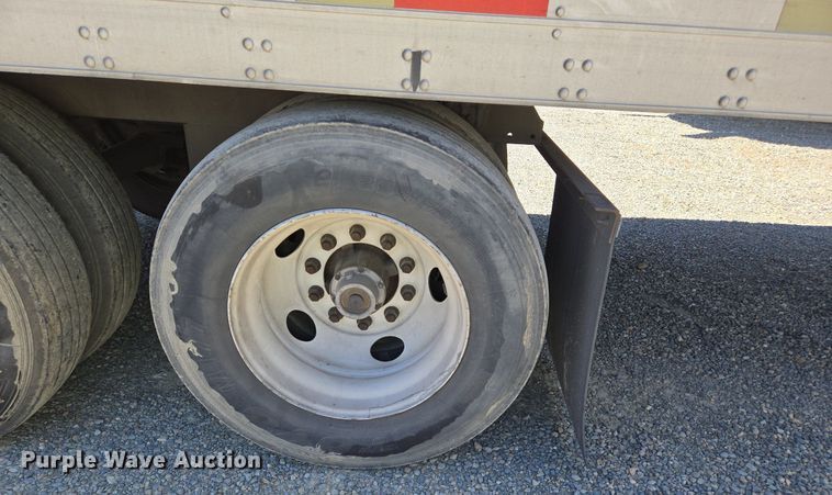 image for item DX1473 2007 Utility Trailer refrigerated van trailer