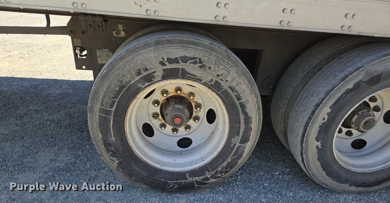 image for item DX1473 2007 Utility Trailer refrigerated van trailer