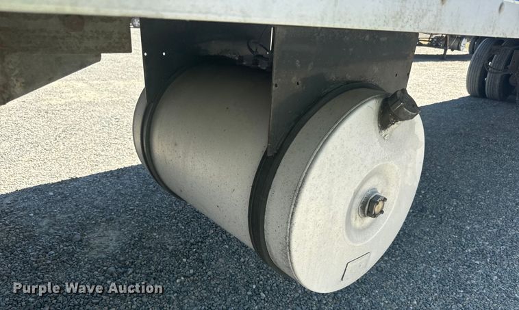 image for item DX1474 2008 Great Dane refrigerated van trailer