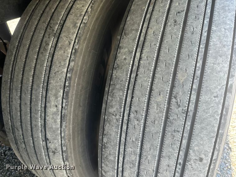 image for item DX1474 2008 Great Dane refrigerated van trailer