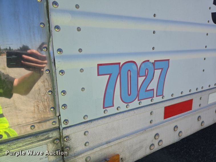 image for item DX1475 2008 Great Dane refrigerated van trailer