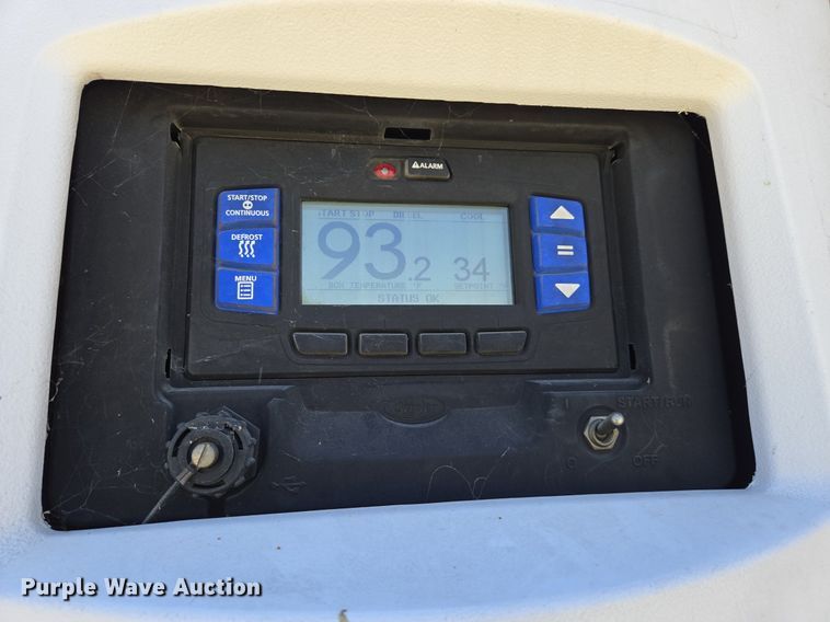 image for item DX1475 2008 Great Dane refrigerated van trailer