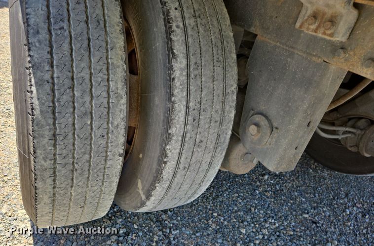 image for item DX1475 2008 Great Dane refrigerated van trailer