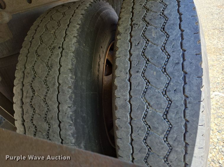 image for item DX1475 2008 Great Dane refrigerated van trailer